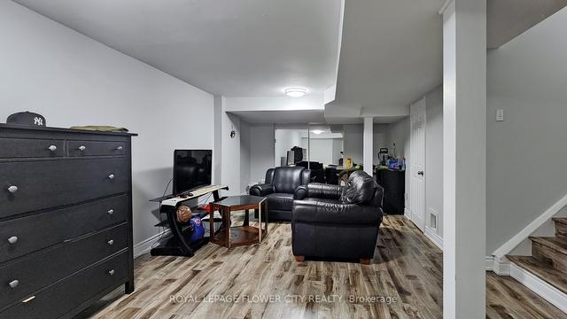 60 Culture Cres, House attached with 3 bedrooms, 3 bathrooms and 3 parking in Brampton ON | Image 31