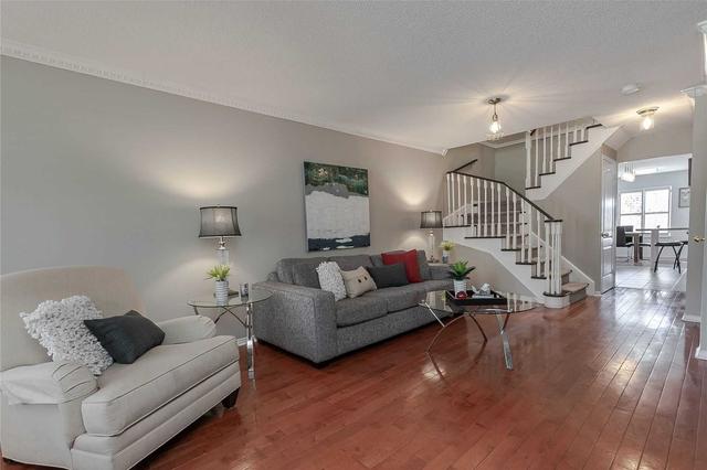 2191 Oakpoint Rd, House attached with 2 bedrooms, 3 bathrooms and 2 parking in Oakville ON | Image 3