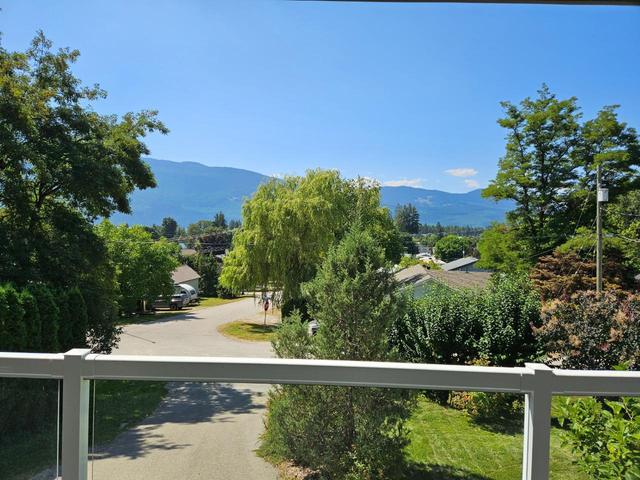 303 Nelson Avenue, House detached with 4 bedrooms, 4 bathrooms and null parking in Nakusp BC | Image 18