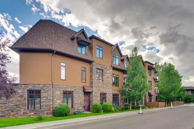 301, - 1211 Gladstone Road Nw, Condo with 2 bedrooms, 3 bathrooms and 3 parking in Calgary AB | Card Image