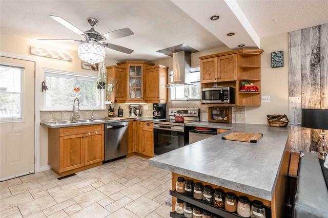 177 Medonte Side Road 2 Sdrd, House detached with 3 bedrooms, 2 bathrooms and 20 parking in Oro Medonte ON | Image 4
