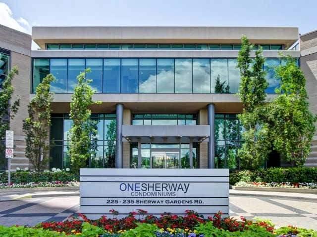 901 - 235 Sherway Gardens Rd W, Condo with 1 bedrooms, 1 bathrooms and 1 parking in Toronto ON | Image 2