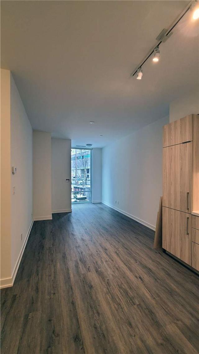 th105 - 50 Ordnance St, Condo with 1 bedrooms, 2 bathrooms and 0 parking in Toronto ON | Image 14