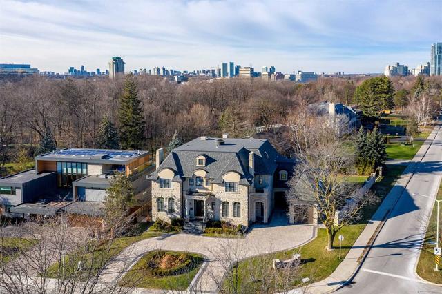 79 Laurentide Dr, House detached with 5 bedrooms, 7 bathrooms and 8 parking in Toronto ON | Image 12