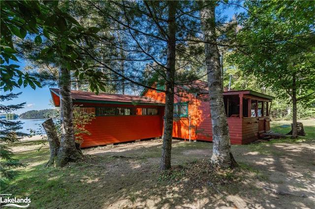 10827 Kimball Lake, House detached with 3 bedrooms, 1 bathrooms and null parking in Algonquin Highlands ON | Image 44