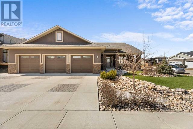 2 Harrison Green, House detached with 5 bedrooms, 4 bathrooms and 8 parking in Olds AB | Image 1