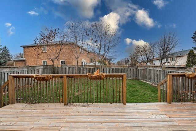 3995 Renfrew Cres, House detached with 4 bedrooms, 4 bathrooms and 6 parking in Mississauga ON | Image 35