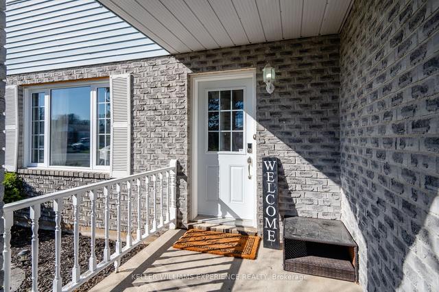 20 Jennings Dr, House semidetached with 3 bedrooms, 3 bathrooms and 5 parking in Penetanguishene ON | Image 23