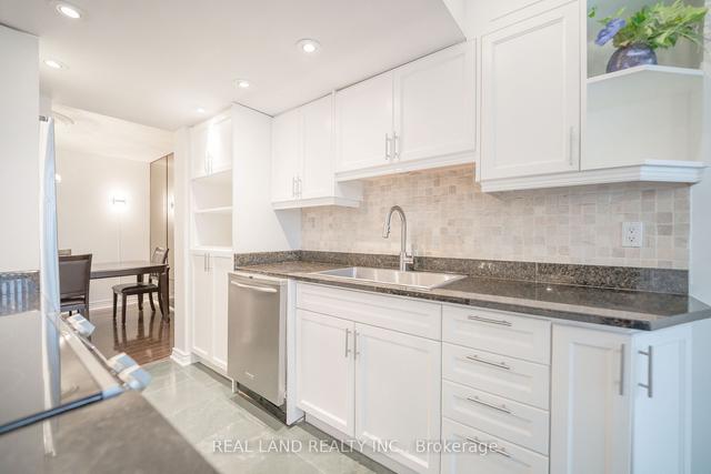 1108 - 80 Antibes Dr, Condo with 2 bedrooms, 2 bathrooms and 1 parking in Toronto ON | Image 8