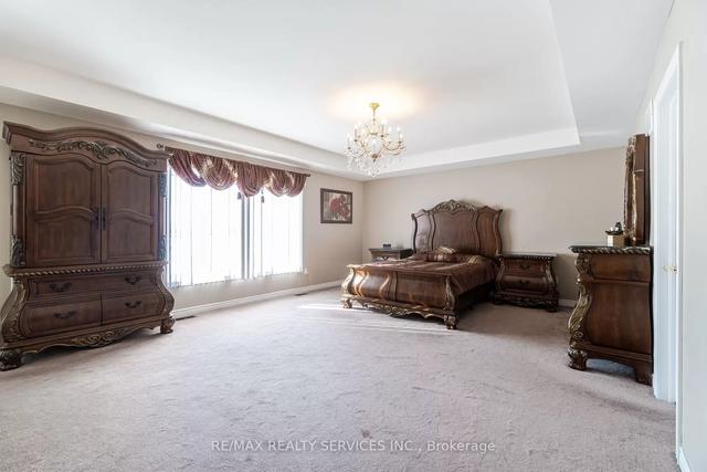 56 Leparc Rd, House detached with 5 bedrooms, 7 bathrooms and 8 parking in Brampton ON | Image 11