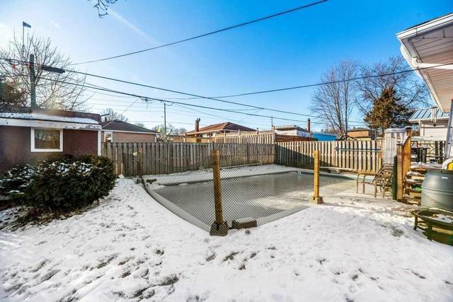 1330 Minden St, House detached with 3 bedrooms, 2 bathrooms and 2 parking in Oshawa ON | Image 11