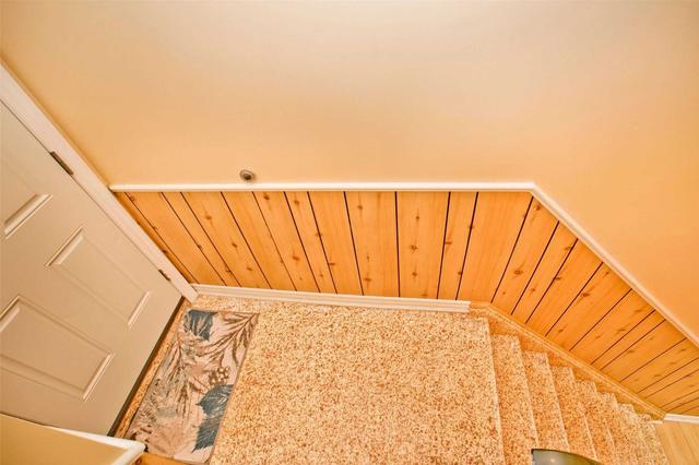 54 Jade St, House detached with 3 bedrooms, 2 bathrooms and 4 parking in Toronto ON | Image 17