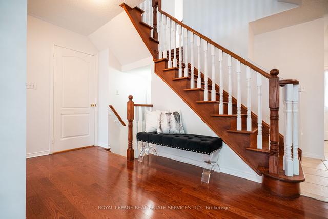 2041 Quinte St, House detached with 4 bedrooms, 3 bathrooms and 4 parking in Burlington ON | Image 10