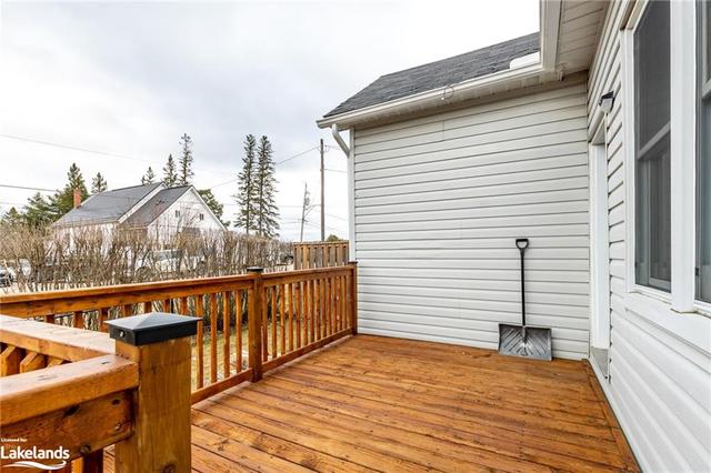 162 Daniel Street, House detached with 2 bedrooms, 2 bathrooms and 4 parking in Powassan ON | Image 5