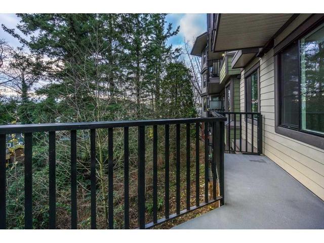 206 - 19830 56 Avenue, Condo with 2 bedrooms, 2 bathrooms and 2 parking in Langley BC | Image 5