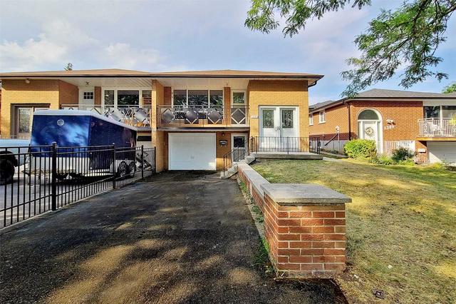 2393 Cashmere Ave, House semidetached with 3 bedrooms, 3 bathrooms and 3 parking in Mississauga ON | Image 12
