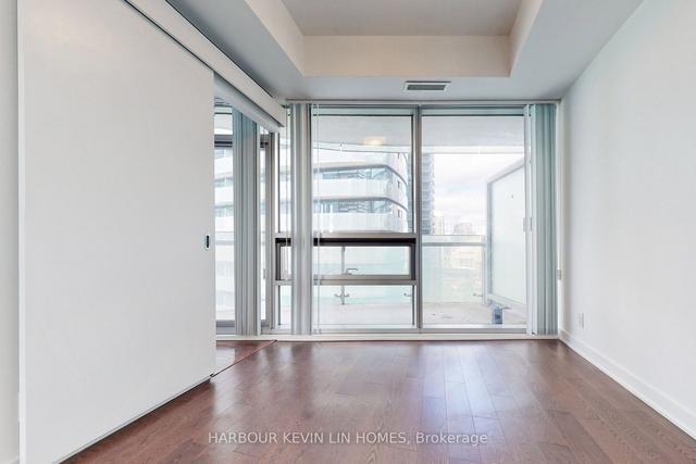 1205 - 14 York St, Condo with 2 bedrooms, 2 bathrooms and 1 parking in Toronto ON | Image 15