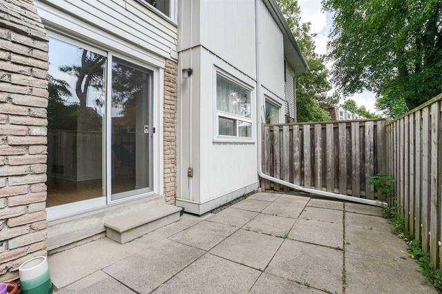 85 Brimwood Blvd, Townhouse with 4 bedrooms, 3 bathrooms and 2 parking in Toronto ON | Image 28