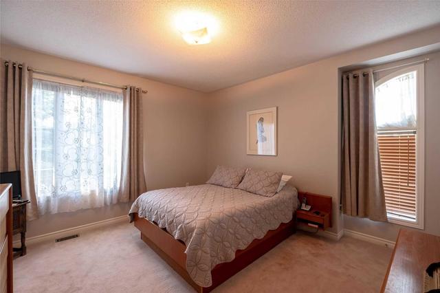268 Silverbirch Blvd, Condo with 2 bedrooms, 2 bathrooms and 1 parking in Hamilton ON | Image 11