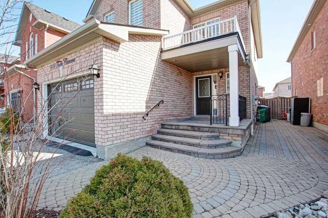 908 Fable Cres, House detached with 3 bedrooms, 4 bathrooms and 5 parking in Mississauga ON | Image 12