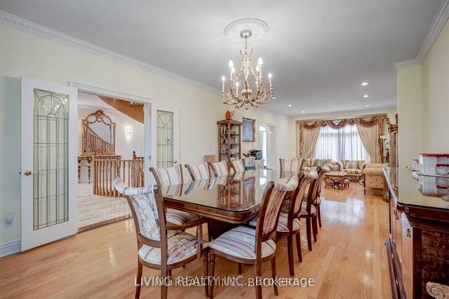 31 Noble St, House detached with 4 bedrooms, 7 bathrooms and 12 parking in Markham ON | Image 4
