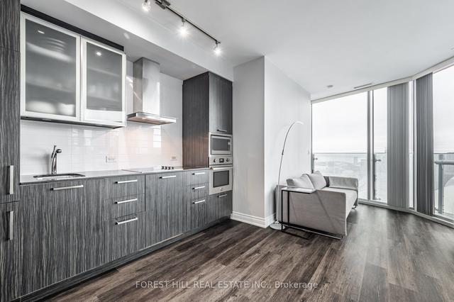 4107 - 12 York St, Condo with 2 bedrooms, 2 bathrooms and 1 parking in Toronto ON | Image 19