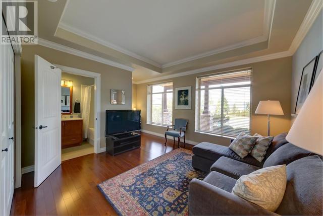 6155 Highmoor Place, House detached with 4 bedrooms, 4 bathrooms and 4 parking in Sechelt BC | Image 14