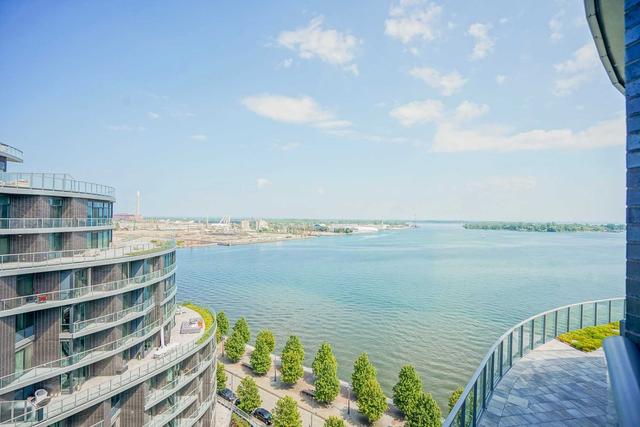sph03 - 1 Edgewater Dr, Condo with 4 bedrooms, 4 bathrooms and 1 parking in Toronto ON | Image 2