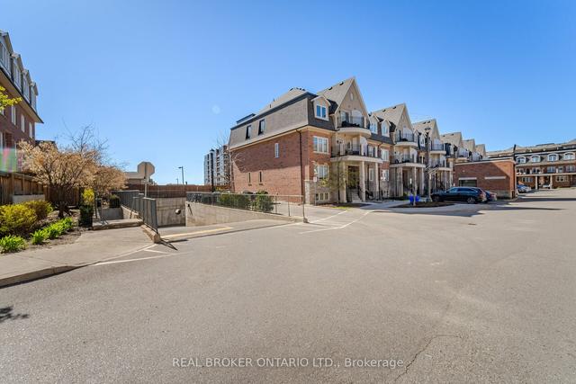 1-02 - 2420 Baronwood Dr, Townhouse with 2 bedrooms, 2 bathrooms and 1 parking in Oakville ON | Image 28
