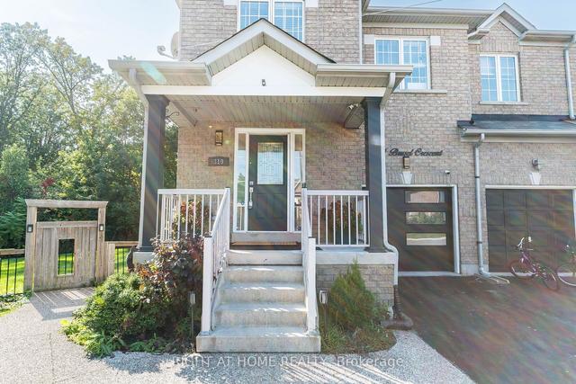 319 Bussel Cres N, House attached with 3 bedrooms, 4 bathrooms and 4 parking in Milton ON | Image 12