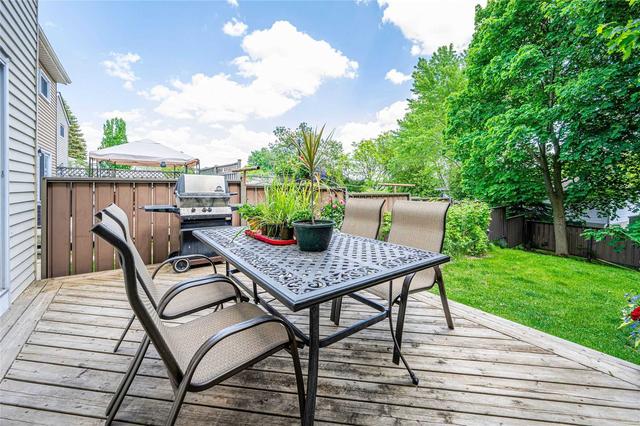 81 Timberlane Cres, House detached with 3 bedrooms, 2 bathrooms and 2 parking in Kitchener ON | Image 24