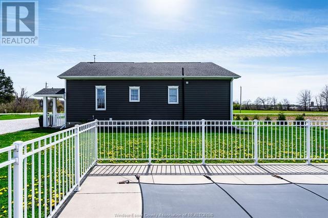 1842 Road 3 West, House detached with 5 bedrooms, 2 bathrooms and null parking in Kingsville ON | Image 41