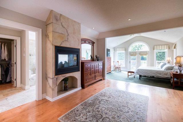 2243 Hidden Valley Cres, House detached with 5 bedrooms, 5 bathrooms and 13 parking in Kitchener ON | Image 17