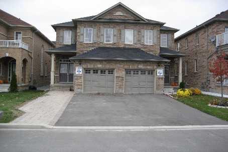 510 Coach Dr, House semidetached with 4 bedrooms, 3 bathrooms and 3 parking in Mississauga ON | Image 1