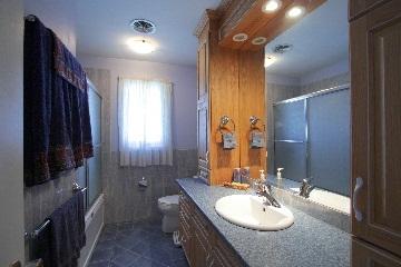 152 Steel St, House detached with 3 bedrooms, 2 bathrooms and 3 parking in Barrie ON | Image 7