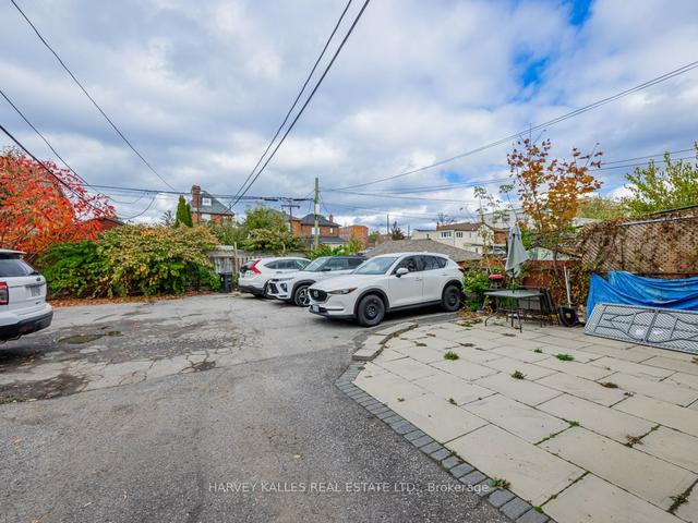 6 Carrington Ave, House detached with 4 bedrooms, 3 bathrooms and 3 parking in Toronto ON | Image 19