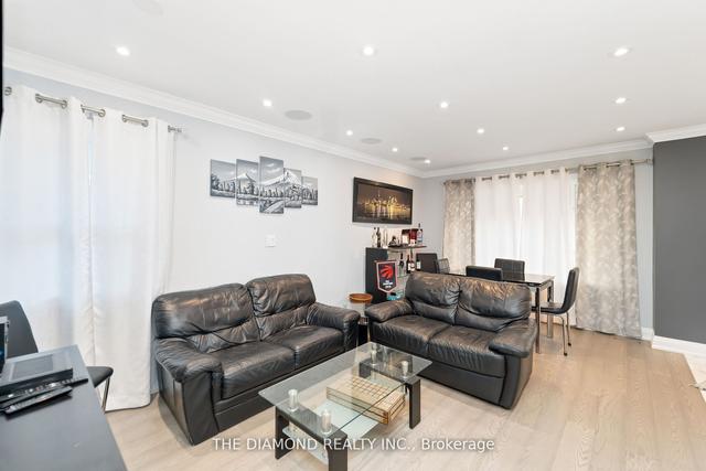 10 Compton Dr, House detached with 3 bedrooms, 4 bathrooms and 8 parking in Toronto ON | Image 38