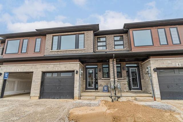 t130 - 3 June Callwood Way, House attached with 3 bedrooms, 2 bathrooms and 1 parking in Brantford ON | Image 3