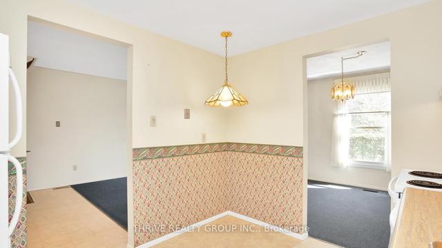 454 Wilkins St, Townhouse with 3 bedrooms, 2 bathrooms and 2 parking in London ON | Image 8