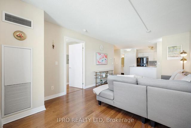 1206 - 16 Yonge St, Condo with 1 bedrooms, 2 bathrooms and 1 parking in Toronto ON | Image 7