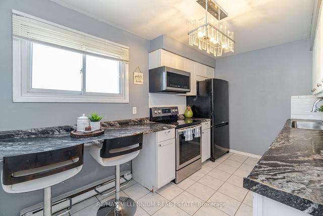 8 - 909 King St W, Townhouse with 3 bedrooms, 3 bathrooms and 2 parking in Oshawa ON | Image 9