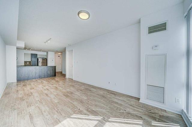 1002 - 11 St Joseph St, Condo with 1 bedrooms, 1 bathrooms and 0 parking in Toronto ON | Image 18