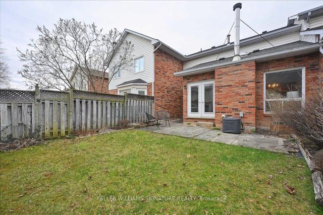 2035 Chrisdon Rd, House attached with 2 bedrooms, 3 bathrooms and 3 parking in Burlington ON | Image 30