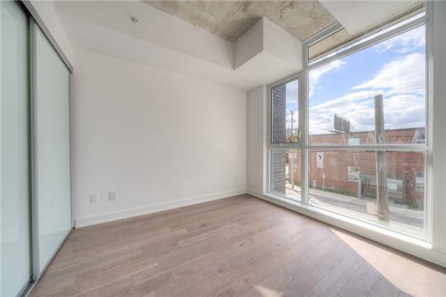 218 - 1190 Dundas St E, Condo with 2 bedrooms, 2 bathrooms and 1 parking in Toronto ON | Image 4