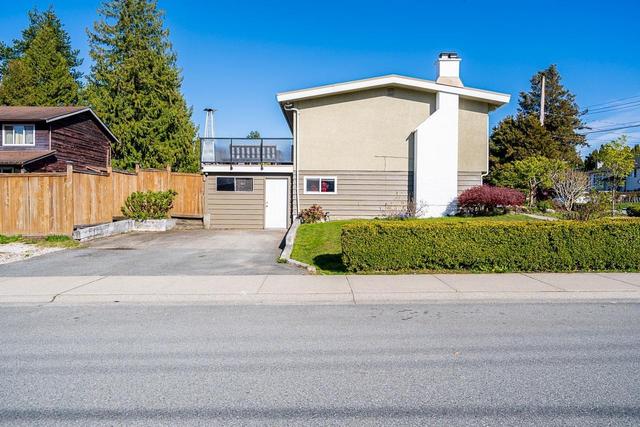 11715 93 Avenue, House detached with 4 bedrooms, 2 bathrooms and 4 parking in Delta BC | Image 3