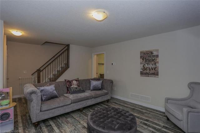 95 - 1061 Eagletrace Drive, House attached with 3 bedrooms, 2 bathrooms and null parking in London ON | Image 13
