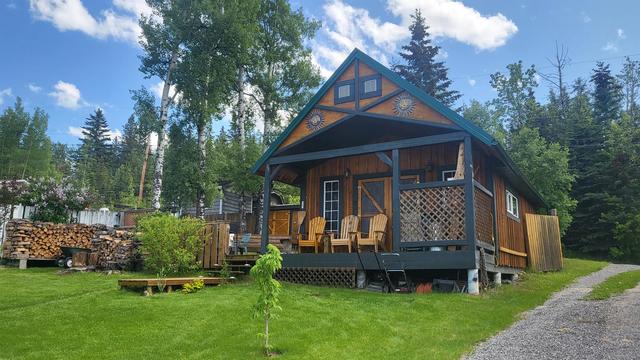 138 Meadow Drive, House detached with 2 bedrooms, 1 bathrooms and 5 parking in Hinton AB | Image 6