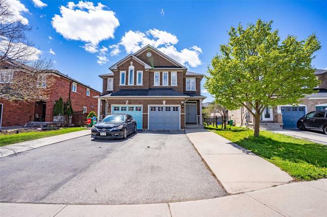 265 Morningmist St, House semidetached with 3 bedrooms, 4 bathrooms and 5 parking in Brampton ON | Image 1