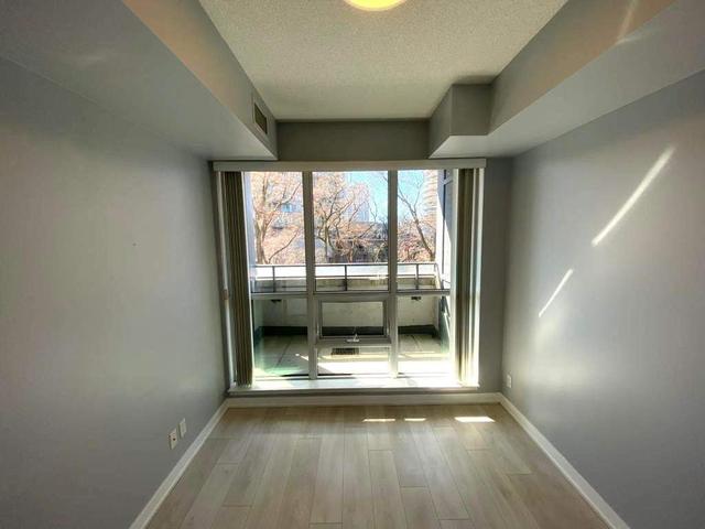 305 - 2212 Lake Shore Blvd W, Condo with 1 bedrooms, 1 bathrooms and 1 parking in Toronto ON | Image 17