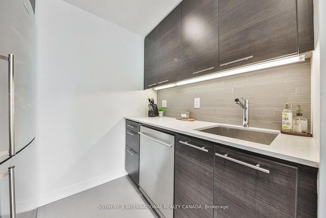 407 - 3 Market St, Condo with 2 bedrooms, 1 bathrooms and 1 parking in Toronto ON | Image 4